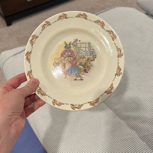 Royal Doulton Vintage Bunnykins  children’s plate preowned vgc collectors